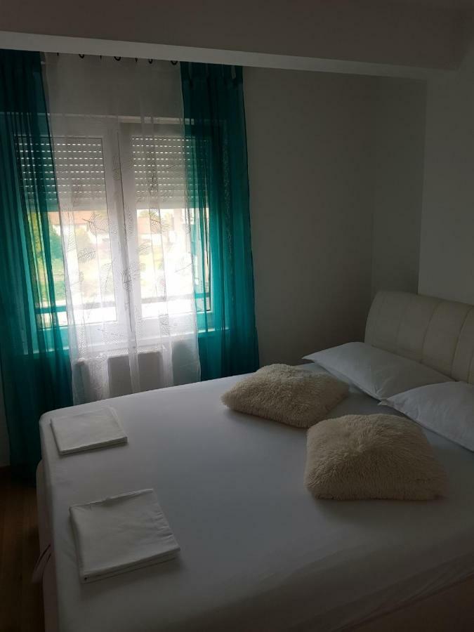 Apartman Dijana Banja Luka Esterno foto